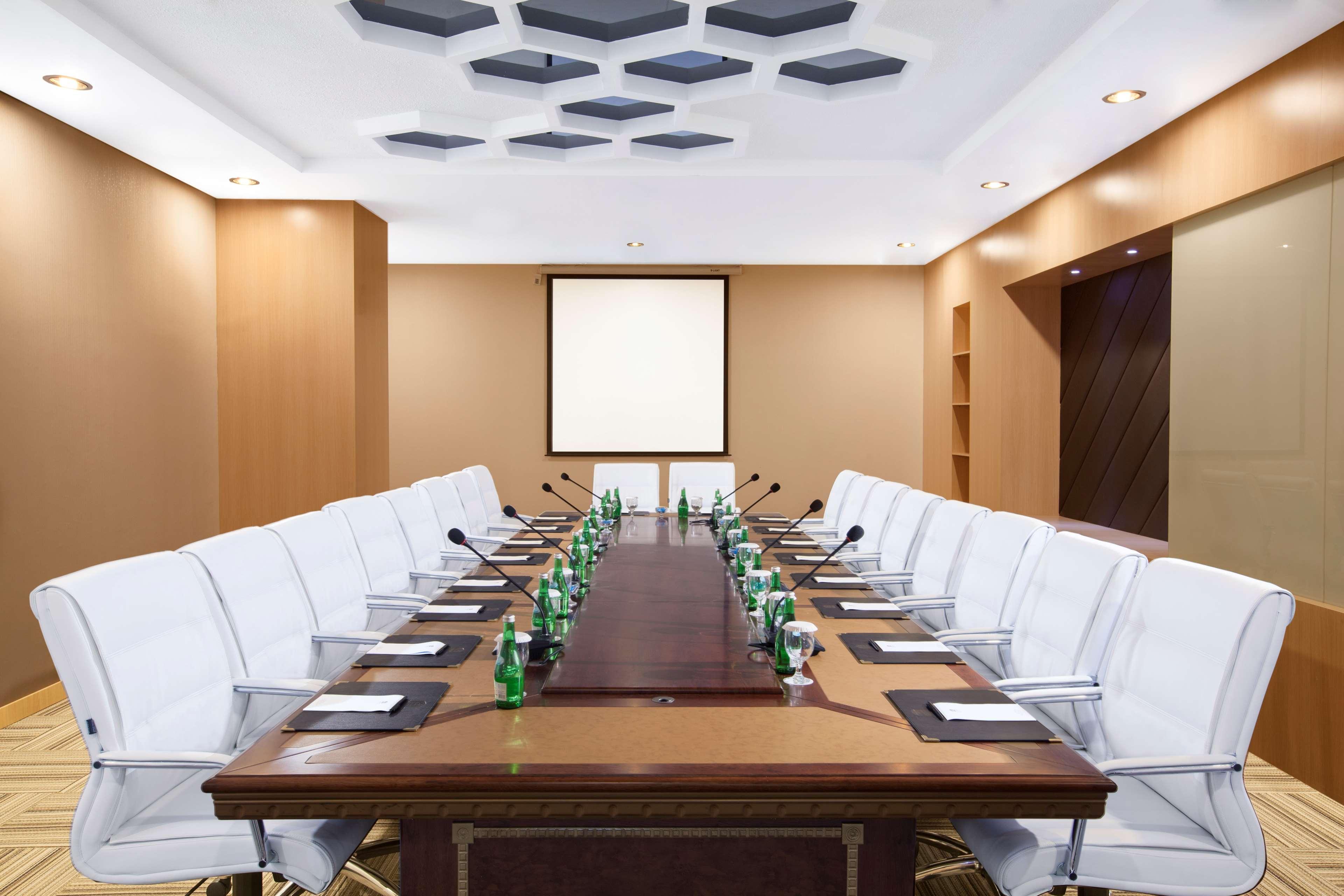 Best Western Premier The Hive Jakarta Exteriör bild