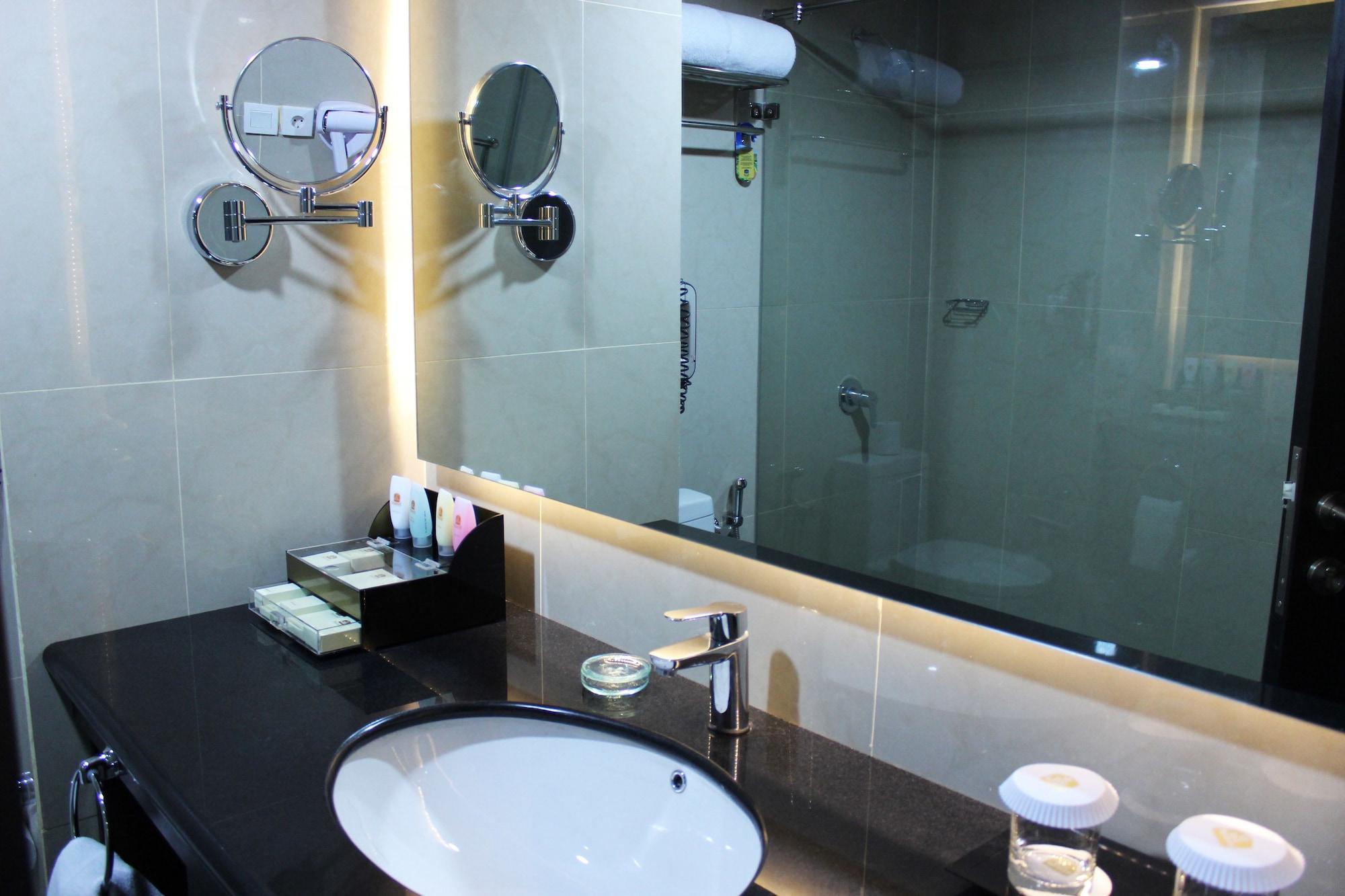 Best Western Premier The Hive Jakarta Exteriör bild